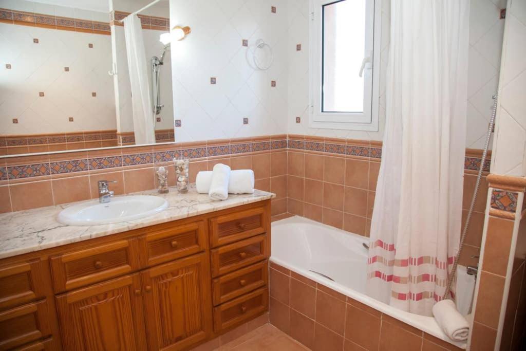 Villa Sirena Cala'N Blanes  Ngoại thất bức ảnh